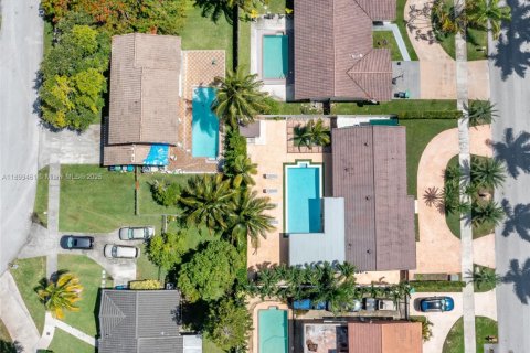 Villa ou maison à vendre à Miami, Floride: 4 chambres, 119.94 m2 № 1951268 - photo 5