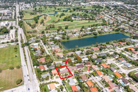 Villa ou maison à vendre à Miami, Floride: 4 chambres, 119.94 m2 № 1951268 - photo 8