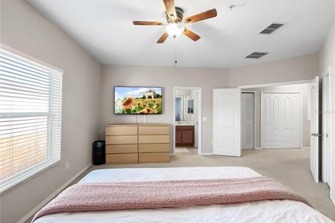 Townhouse in Ocoee, Florida 2 bedrooms, 129.51 sq.m. № 2198843 - photo 27