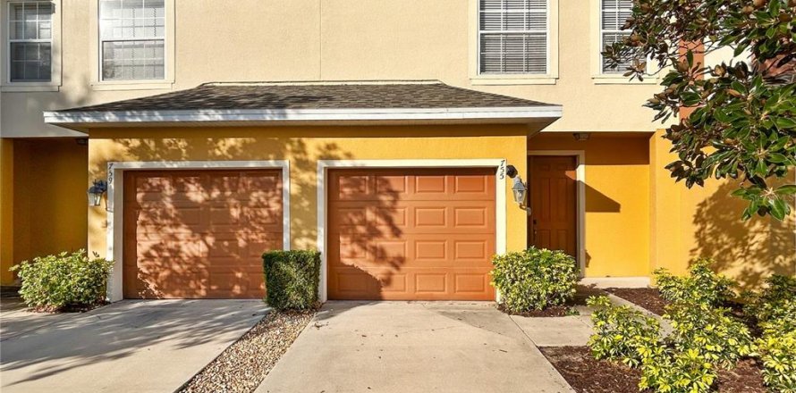 Townhouse in Ocoee, Florida 2 bedrooms, 129.51 sq.m. № 2198843