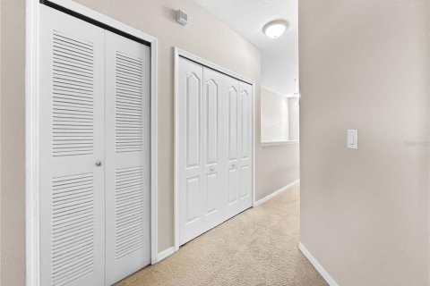 Townhouse in Ocoee, Florida 2 bedrooms, 129.51 sq.m. № 2198843 - photo 25