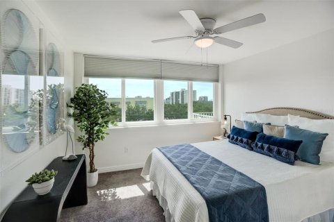 Condo in Clearwater, Florida, 2 bedrooms  № 1653776 - photo 12