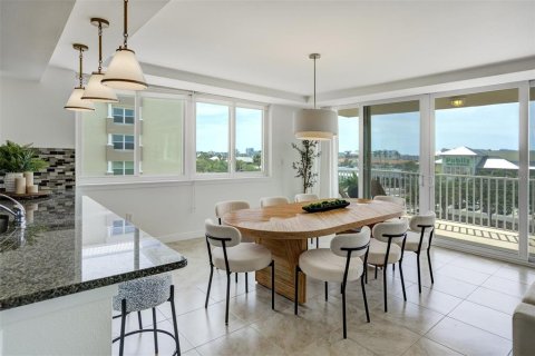 Condo in Clearwater, Florida, 2 bedrooms  № 1653776 - photo 7