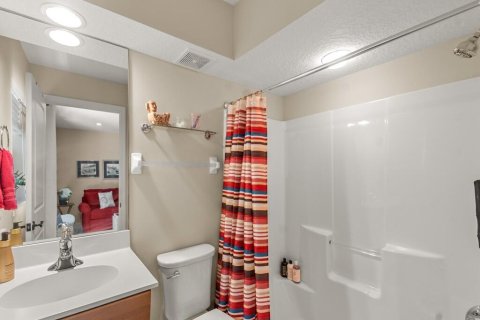 House in Vero Beach, Florida 2 bedrooms, 146.6 sq.m. № 2338335 - photo 17