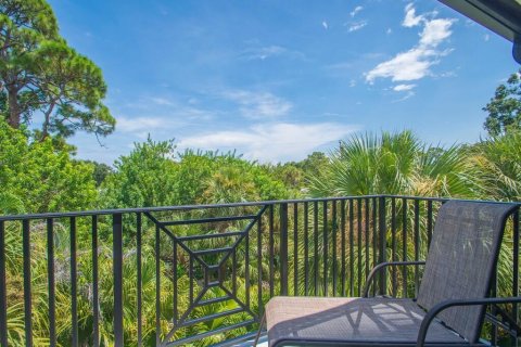 House in Vero Beach, Florida 2 bedrooms, 146.6 sq.m. № 2338335 - photo 13