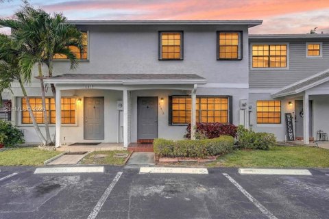 Touwnhouse à Pembroke Pines, Floride 2 chambres, 113.71 m2 № 2044773
