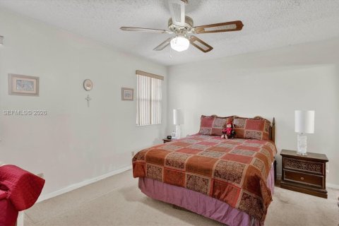 Townhouse in Pembroke Pines, Florida 2 bedrooms, 113.71 sq.m. № 2044773 - photo 20