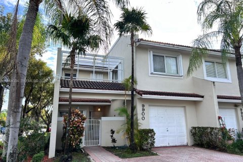 Touwnhouse à louer à Doral, Floride: 4 chambres, 176.33 m2 № 2025538 - photo 2