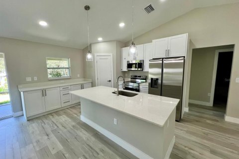 Casa en venta en Citrus Springs, Florida, 3 dormitorios, 134.52 m2 № 1852869 - foto 4