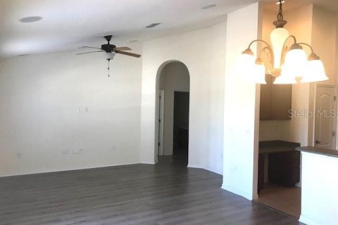 Touwnhouse à louer à New Port Richey, Floride: 2 chambres, 107.21 m2 № 2304387 - photo 13