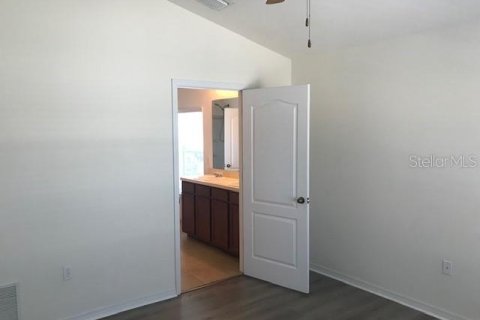 Touwnhouse à louer à New Port Richey, Floride: 2 chambres, 107.21 m2 № 2304387 - photo 25