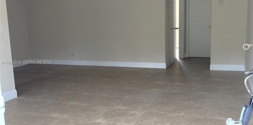 Condo à Hollywood, Floride, 1 chambre  № 2047680