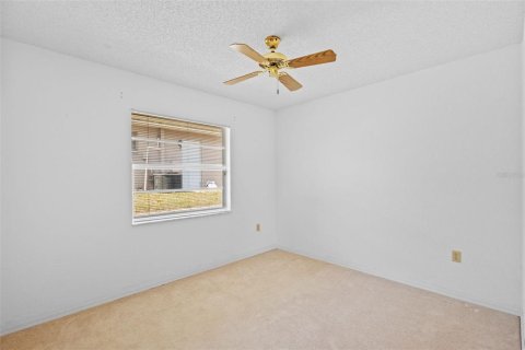 House in Spring Hill, Florida 3 bedrooms, 179.49 sq.m. № 1911498 - photo 8