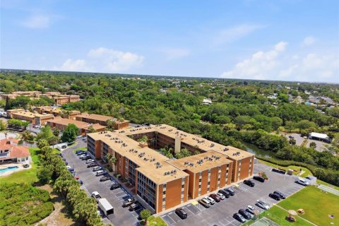 Copropriété à louer à Largo, Floride: 2 chambres, 91.04 m2 № 2099360 - photo 18