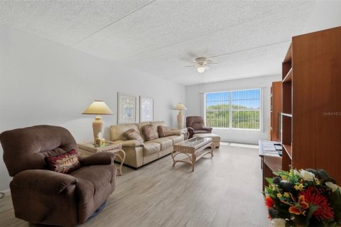 Copropriété à louer à Largo, Floride: 2 chambres, 91.04 m2 № 2099360 - photo 8