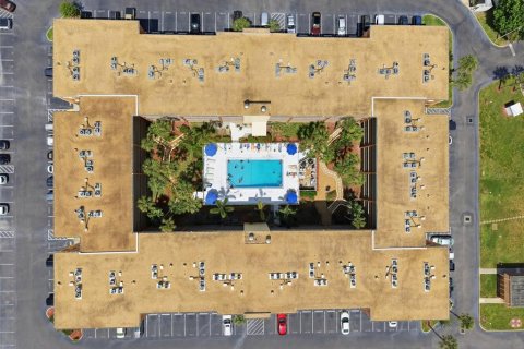 Copropriété à louer à Largo, Floride: 2 chambres, 91.04 m2 № 2099360 - photo 29