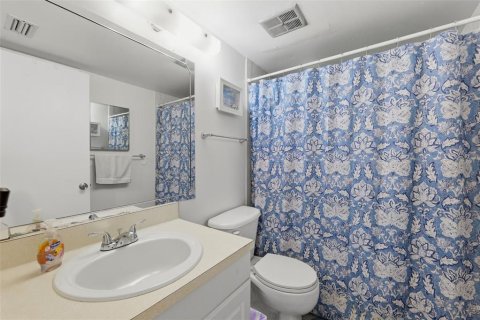 Copropriété à louer à Largo, Floride: 2 chambres, 91.04 m2 № 2099360 - photo 16