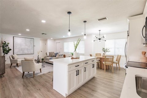 Casa en alquiler en Port Charlotte, Florida, 3 dormitorios, 151.8 m2 № 1826300 - foto 17