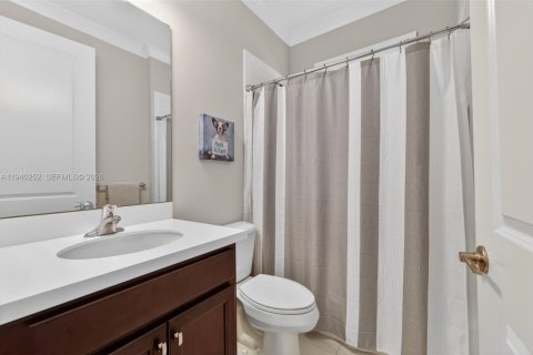 Купить виллу или дом в Порт-Сент-Луси, Флорида 2 спальни, 148.55м2, № 1997223 - фото 14