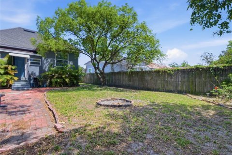 House in Tampa, Florida 3 bedrooms, 98.1 sq.m. № 2151458 - photo 20