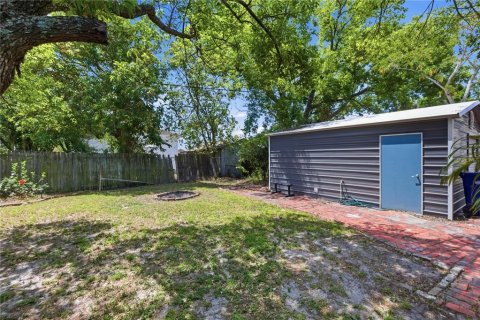 House in Tampa, Florida 3 bedrooms, 98.1 sq.m. № 2151458 - photo 21
