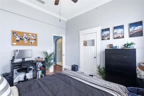 House in Tampa, Florida 3 bedrooms, 98.1 sq.m. № 2151458 - photo 14