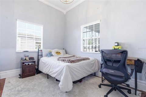 House in Tampa, Florida 3 bedrooms, 98.1 sq.m. № 2151458 - photo 16