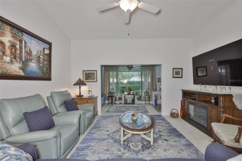 Condominio en venta en Sun City Center, Florida, 2 dormitorios, 163.23 m2 № 2142030 - foto 10