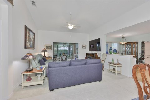 Condominio en venta en Sun City Center, Florida, 2 dormitorios, 163.23 m2 № 2142030 - foto 11