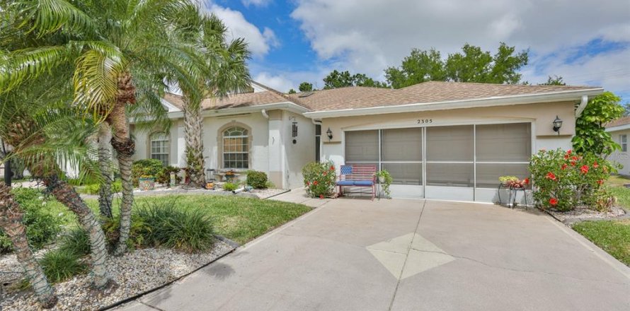 Condominio en Sun City Center, Florida, 2 dormitorios № 2142030
