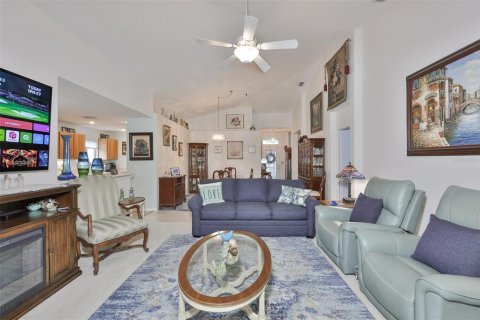 Condominio en venta en Sun City Center, Florida, 2 dormitorios, 163.23 m2 № 2142030 - foto 25