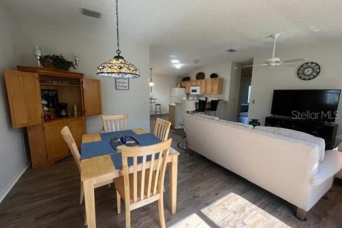 Casa en alquiler en The Villages, Florida, 2 dormitorios, 107.4 m2 № 1908115 - foto 6