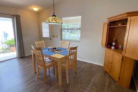 Casa en alquiler en The Villages, Florida, 2 dormitorios, 107.4 m2 № 1908115 - foto 5