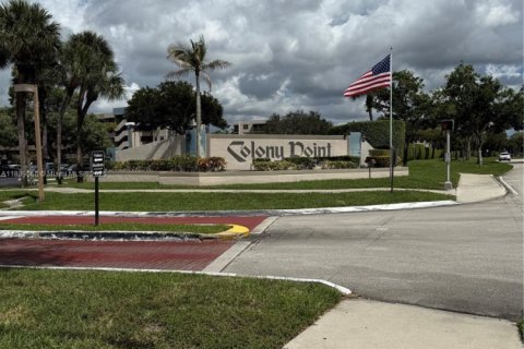 Condominio en venta en Pembroke Pines, Florida, 2 dormitorios, 94.85 m2 № 1939211 - foto 19
