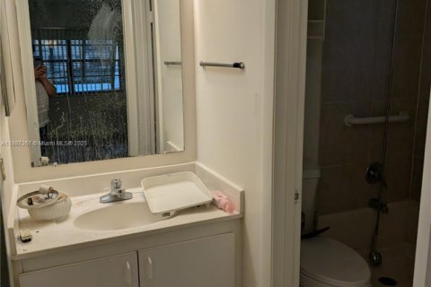 Copropriété à louer à Miami, Floride: 2 chambres, 96.8 m2 № 1933031 - photo 9