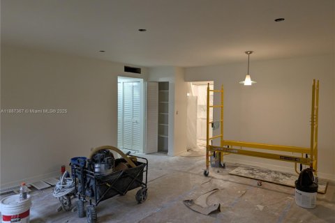 Copropriété à louer à Miami, Floride: 2 chambres, 96.8 m2 № 1933031 - photo 1