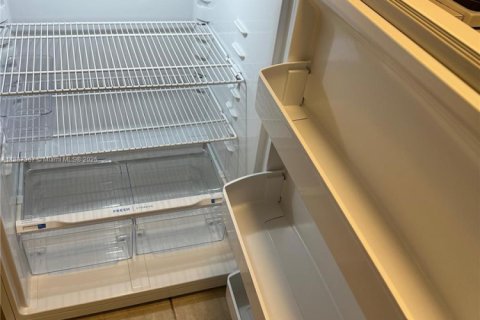 Copropriété à louer à Miami, Floride: 2 chambres, 96.8 m2 № 1933031 - photo 20