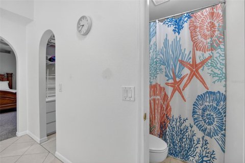 House in Gibsonton, Florida 4 bedrooms, 172.33 sq.m. № 1829995 - photo 29