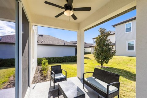 House in Four Corners, Florida 4 bedrooms, 168.8 sq.m. № 2108988 - photo 29