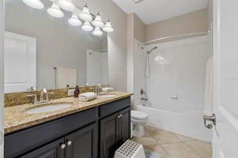 Villa ou maison à vendre à Land O' Lakes, Floride: 4 chambres, 191.47 m2 № 2142264 - photo 25