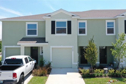 Adosado en alquiler en Land O' Lakes, Florida, 3 dormitorios, 155.43 m2 № 1918470 - foto 1