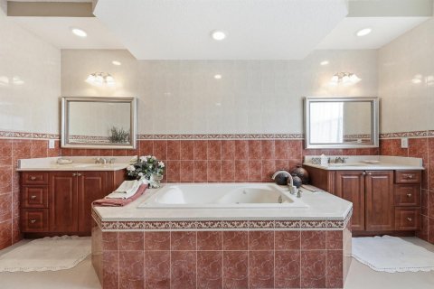 Villa ou maison à vendre à Port St. Lucie, Floride: 4 chambres, 265.05 m2 № 2087390 - photo 26
