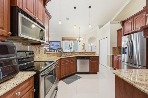 Villa ou maison à vendre à Port St. Lucie, Floride: 4 chambres, 265.05 m2 № 2087390 - photo 17