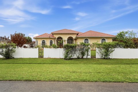 Villa ou maison à vendre à Port St. Lucie, Floride: 4 chambres, 265.05 m2 № 2087390 - photo 4