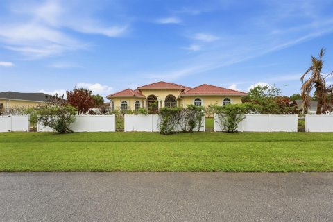 Villa ou maison à vendre à Port St. Lucie, Floride: 4 chambres, 265.05 m2 № 2087390 - photo 3