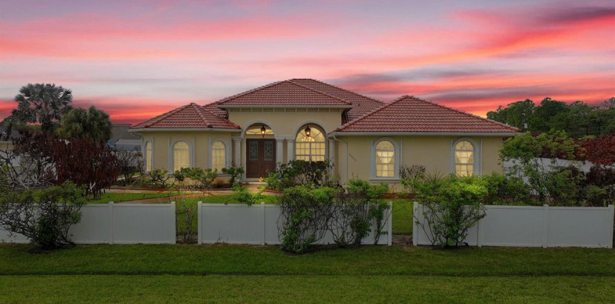 Villa ou maison à Port St. Lucie, Floride 4 chambres, 265.05 m2 № 2087390