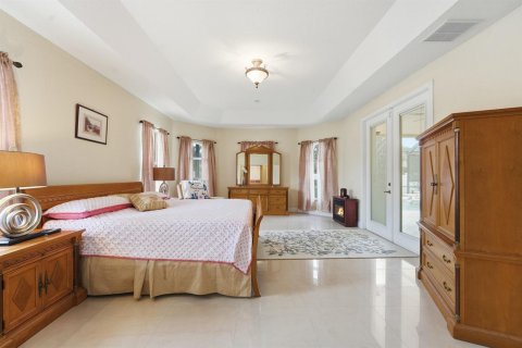Villa ou maison à vendre à Port St. Lucie, Floride: 4 chambres, 265.05 m2 № 2087390 - photo 23