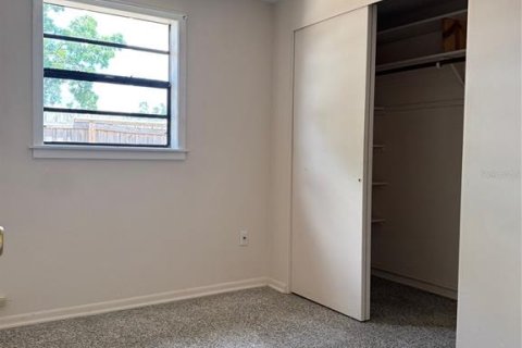 House in Tampa, Florida 3 bedrooms, 105.82 sq.m. № 1734806 - photo 6