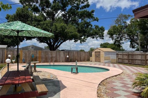 House in Tampa, Florida 3 bedrooms, 105.82 sq.m. № 1734806 - photo 11