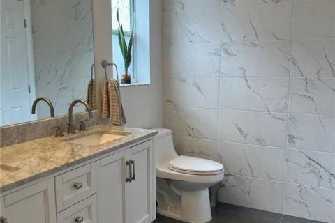 Casa en venta en Orlando, Florida, 5 dormitorios, 263.29 m2 № 1838056 - foto 14